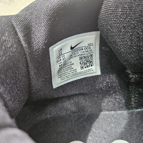 Nike Kyrie Infinity South Beach Shoes - Picture 11 of 11